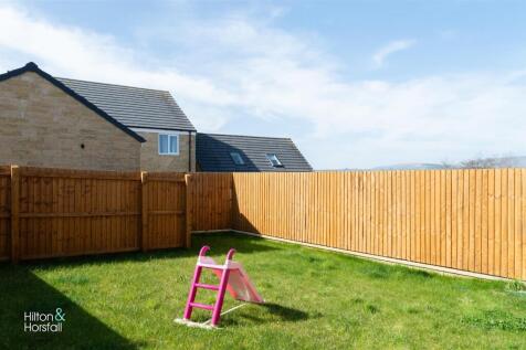 Tum Hill Close