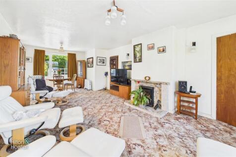 Uplands Drive