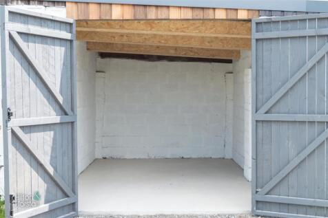 Garage 11