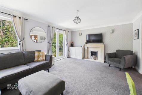 Holmefield Gardens