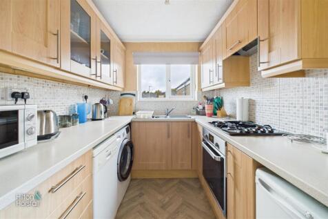 Broadhurst Way