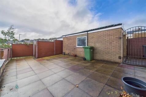 Broadhurst Way