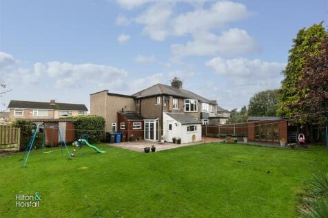 Penrith Crescent