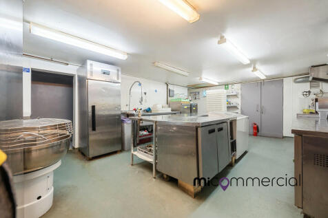 10 Crouch End Hil...