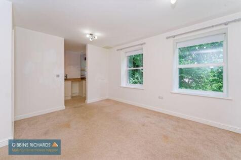 Sitting/ Dining Room