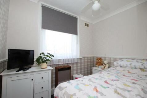Bedroom 3.JPG