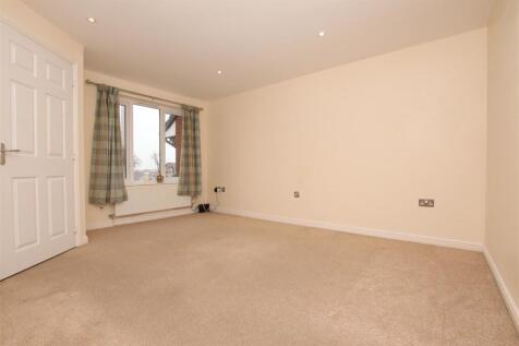 Living Room.JPG