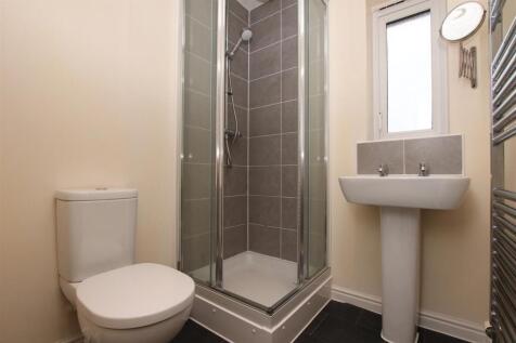 Ensuite.JPG