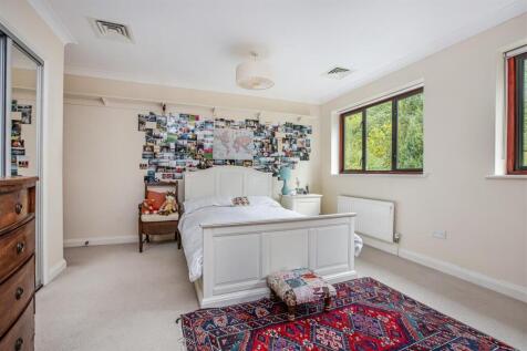 Bedroom 2.jpg