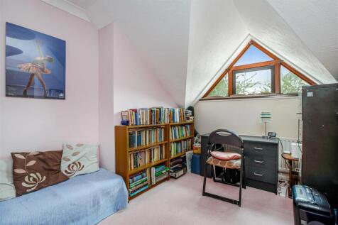 Bedroom 3.jpg