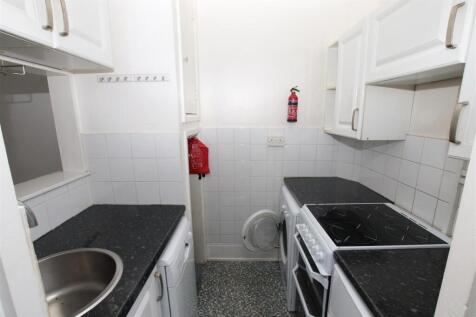 Kitchen.JPG
