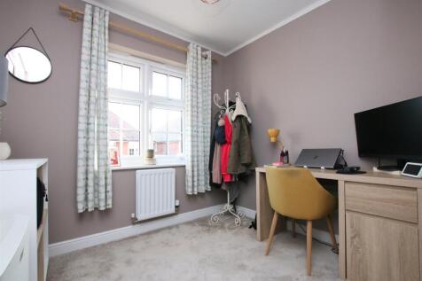 Bedroom 4.JPG