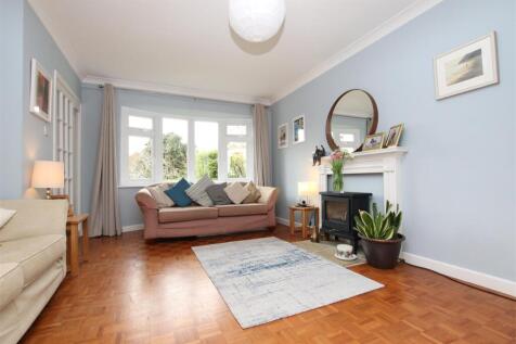 Living Room.JPG