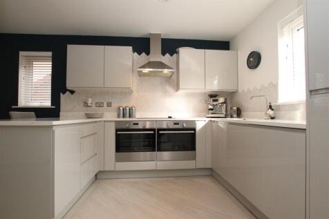Kitchen.JPG