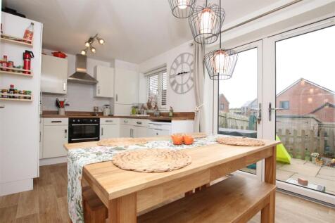 Kitchen Dining Room.JPG