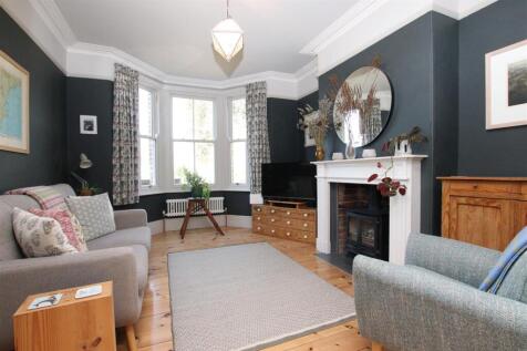 Living Room.JPG