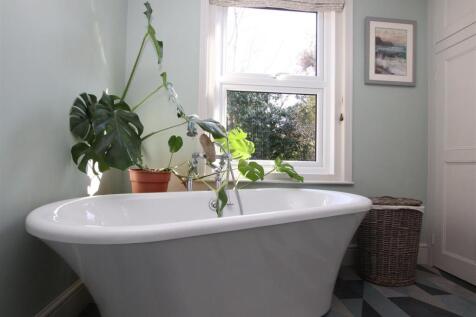Bath.JPG