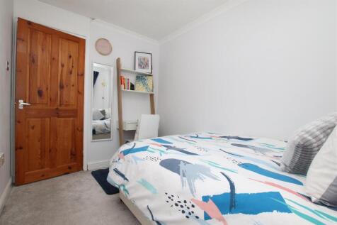 Bedroom 2a.JPG