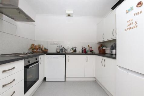Kitchen.JPG