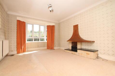 Living Room.JPG