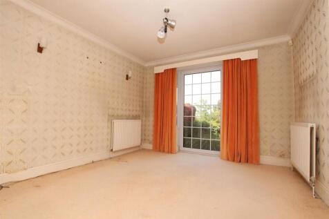 Dining Room.JPG
