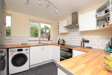 Kitchen.JPG