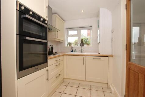 Kitchen.JPG