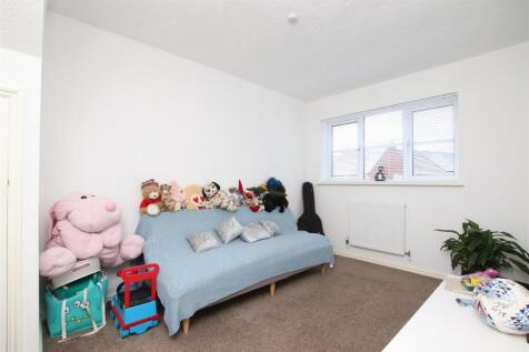 Bedroom 3.JPG