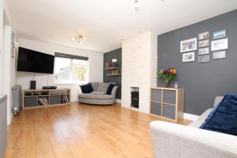 Living Room.JPG