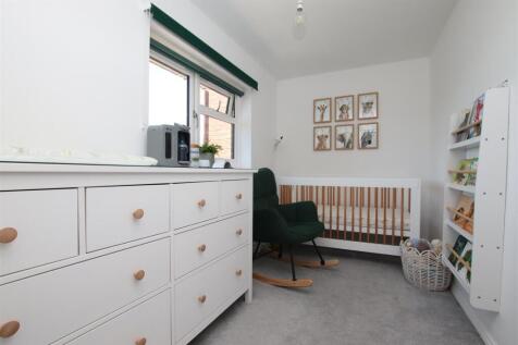 Bedroom 3.JPG