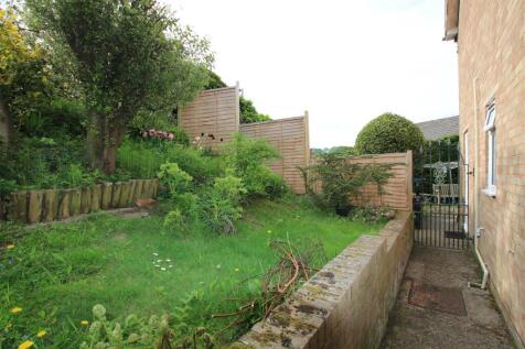 Side Garden.JPG