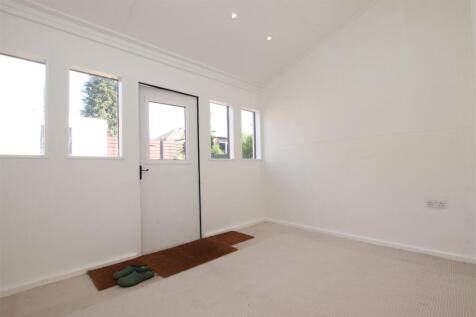 Garden Room.JPG
