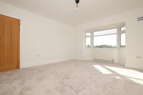 Bedroom 1.JPG