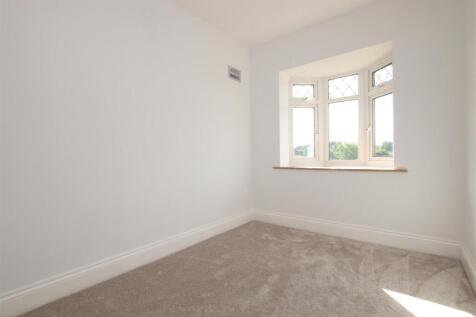 Bedroom 3.JPG