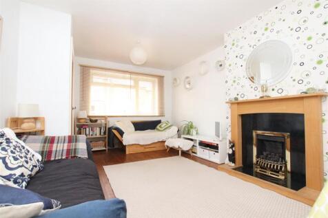 Living Room.JPG