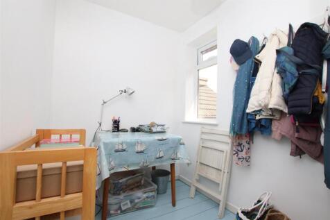 Bedroom 3.JPG
