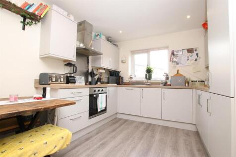 Kitchen.JPG