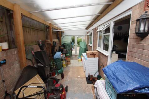 Carport.JPG