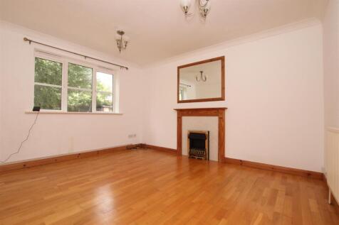 Living Room.JPG