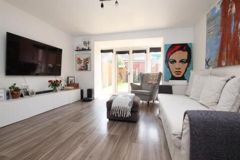 Living Room.JPG