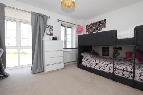 Bedroom 2_a.JPG