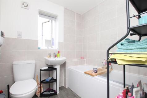 Bathroom.JPG