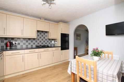 Kitchen.JPG
