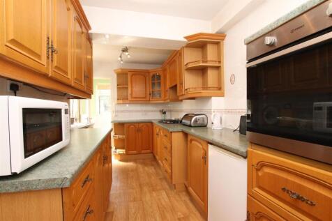 Kitchen.JPG