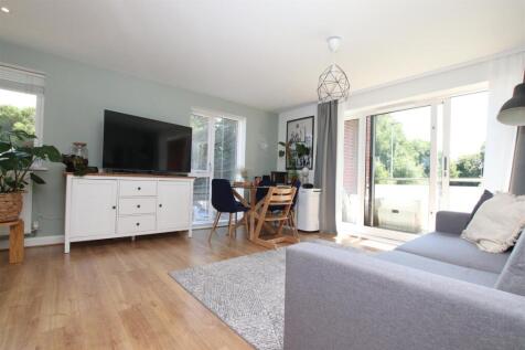 Living Dining Area.JPG