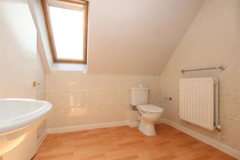 Ensuite.JPG