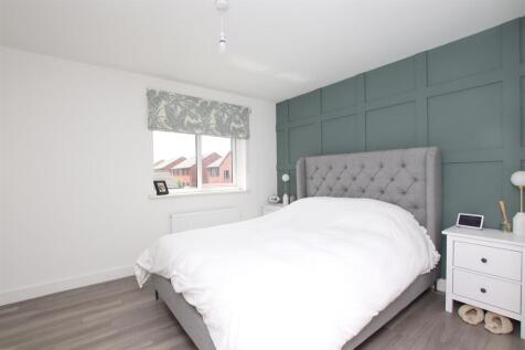Bedroom 1..JPG