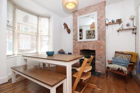 Dining room.JPG