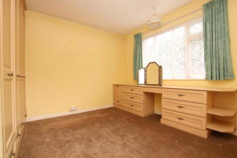 Bedroom 2.JPG