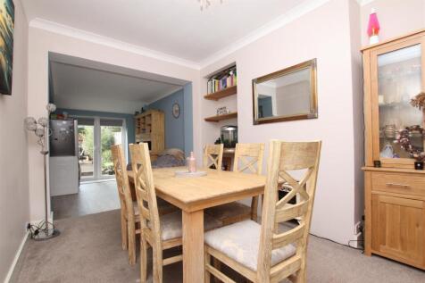 Dining Room.JPG
